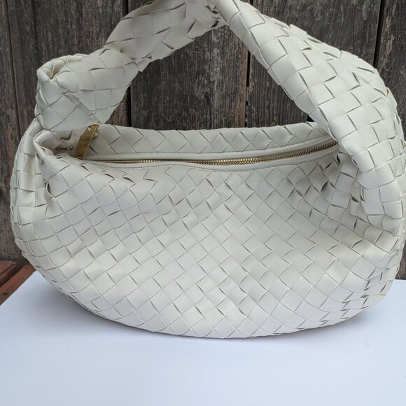 White Leather Shoulder Hand Bag – Chic Bottega Style, Woven Knot Handle NW - Picture 2 of 10